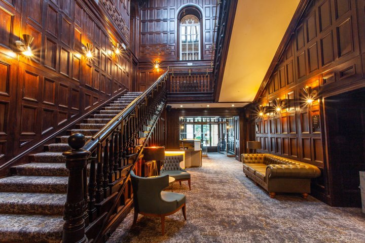 Reception Staircase Img 1287